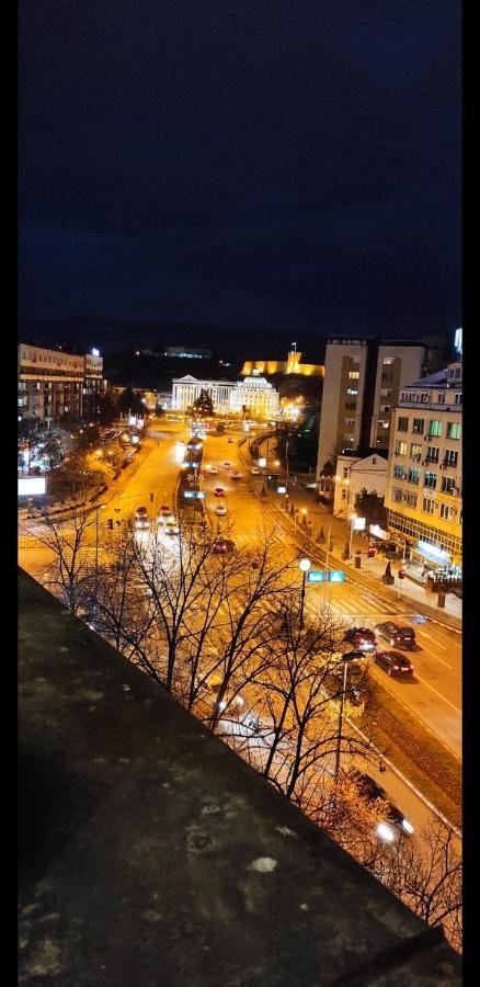 5 Star Central Studio Скопье Экстерьер фото
